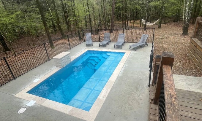 Broken Bow Cabin | Creekside | Heated Pool | Secluded & Peaceful