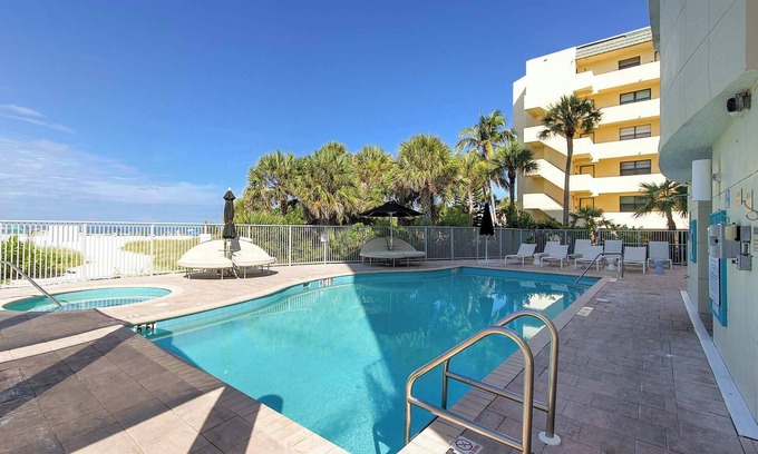 Siesta Key Condo | Crescent 505