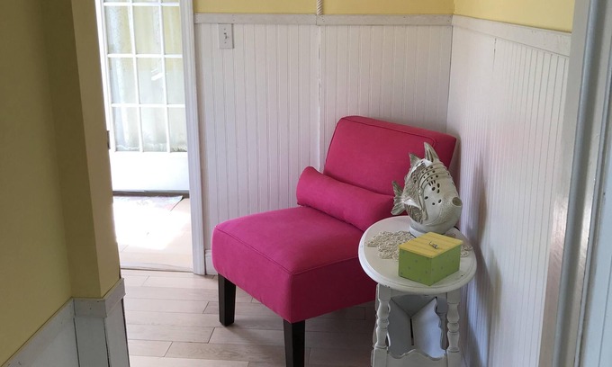 Camp Ellis House | Crisp, clean beach house - Across from beach-free linens.