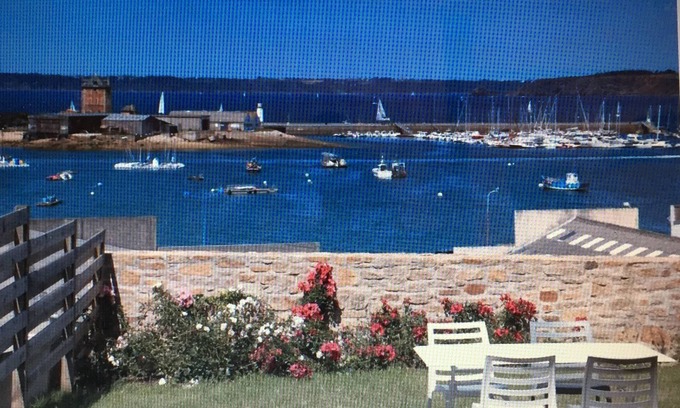 Camaret-sur-Mer House | CROZON/CAMARET, SEA VIEW, comfort.