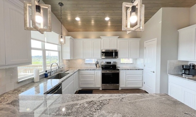 Crystal Beach Condo | Crystal Blue 3 Bedroom Home by RedAwning