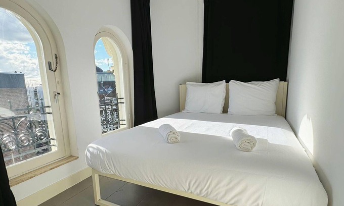 Burgwallen Nieuwe Zijde Hotel | CS Hotel