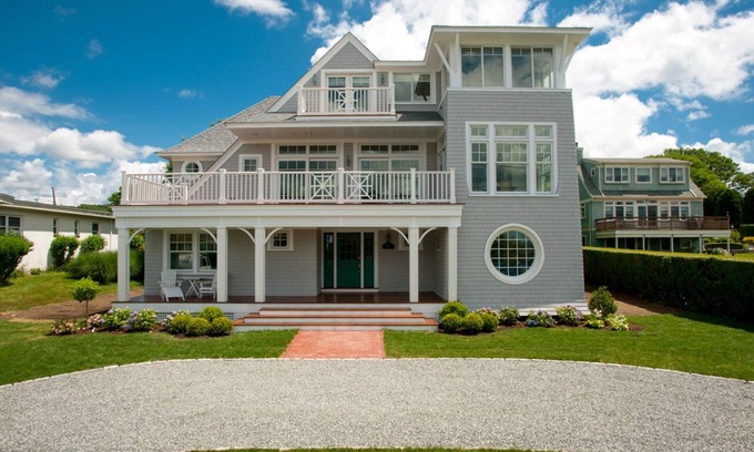 Easton's Point House | Custom-Built Beach House (2012) With Views Of Atlantic Ocean