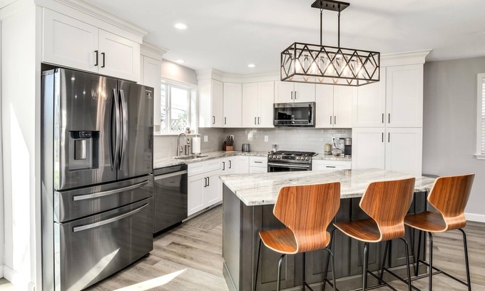 Hazel Park House | Custom Modern Farmhouse