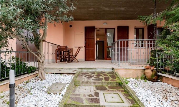 Cervia Apartment | CV012 – Cervia, cozy three-room apartment with garden