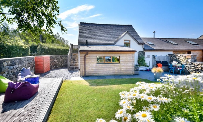 Llannor Cottage | Cysgu Llwynog