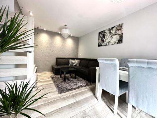 Psie Pole Apartment | Czartoryskiego Apart - Self Check-In 20h - Parking &Lift & 50m Terrace