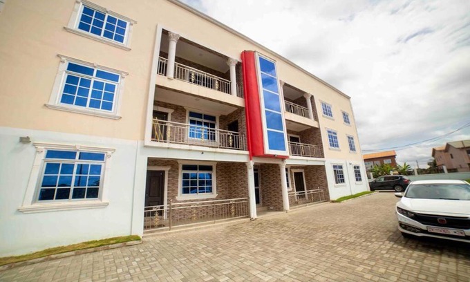 Accra Apartment | CZECH HOUSE , entire 3 bedroom, Amasaman - Accra