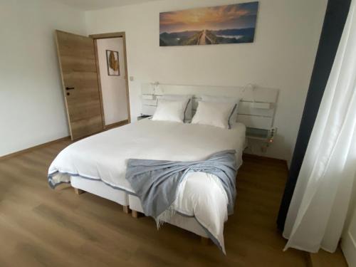Belhez Apartment | D-012 Bel appart et balcon climatisé parking privé gratuit sur demande