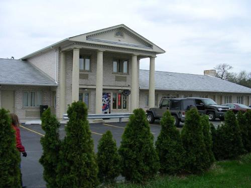 Lemont Hotel | D-Lux Budget Inn Lemont