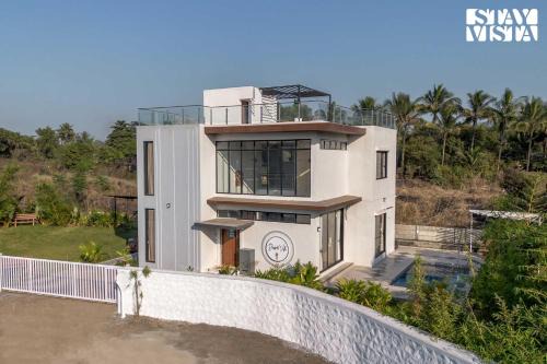 Karjat Villa | Daffodil Villa by VEO - Part of StayVista