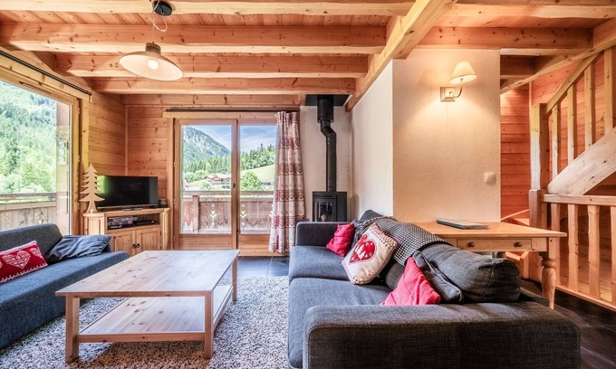 Morzine Ski Chalet | Dalle Cachee: Typical and charming chalet 4 bedroom/2 bathroom