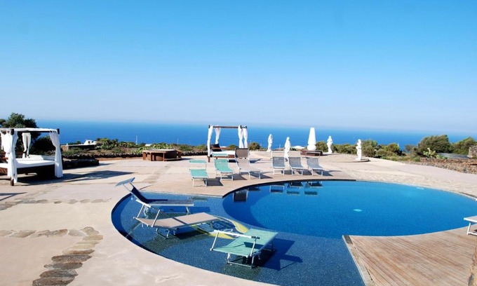 Pantelleria Bed & Breakfast | Dammusi Al-Qubba Wellness & Resort