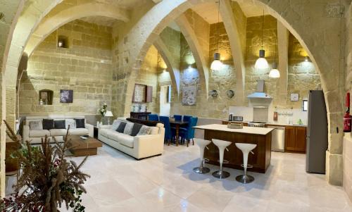 San Lawrenz House | Daner Ta’ Pantu House