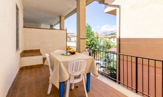 Ronchi Apartment | Daniela 2 100m From Sea, Marina di Massa, Italy