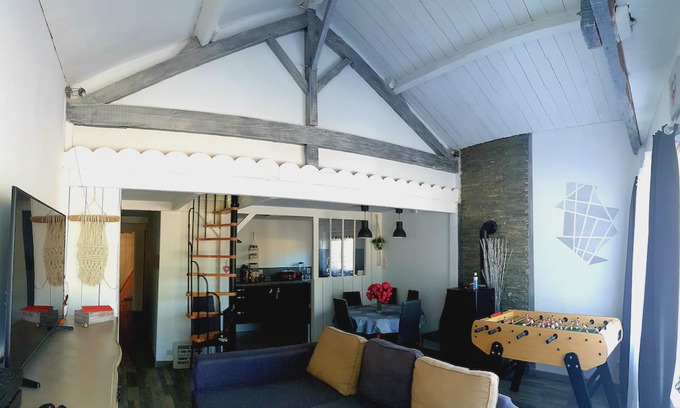 Carcans House | Dans le village de Carcans