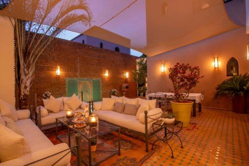 Palmeraie Villa | Dar Ines - Palmeraie, 250m2, pool, patio, terrace