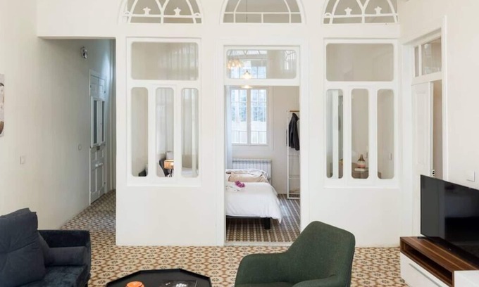 Mar Mikhael Apartment | Dar Rmeil, Arcs & Tiles Power 24/24
