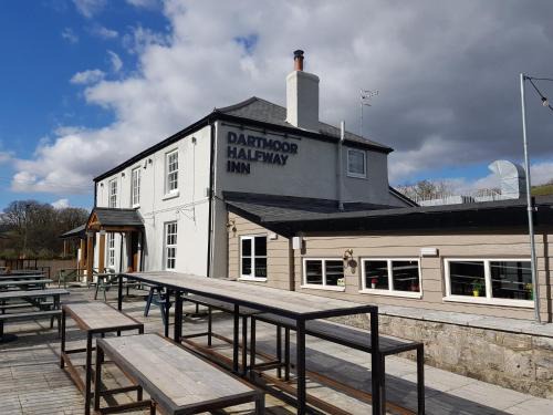 Liverton Hotel | Dartmoor Halfway Inn