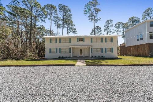 Dauphin Island Apartment | Dauphin Island Condos Near the Beach - Unit 1
