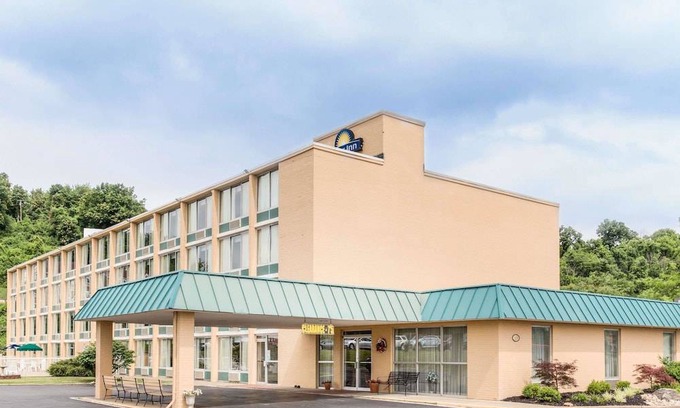 Cambridge Hotel | Days Inn by Wyndham Cambridge