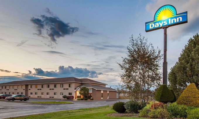 Canastota Hotel | Days Inn by Wyndham Canastota Verona