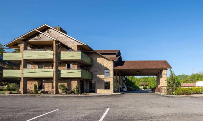 Pigeon Forge Hotel | Days Inn By Wyndham Pigeon Forge South