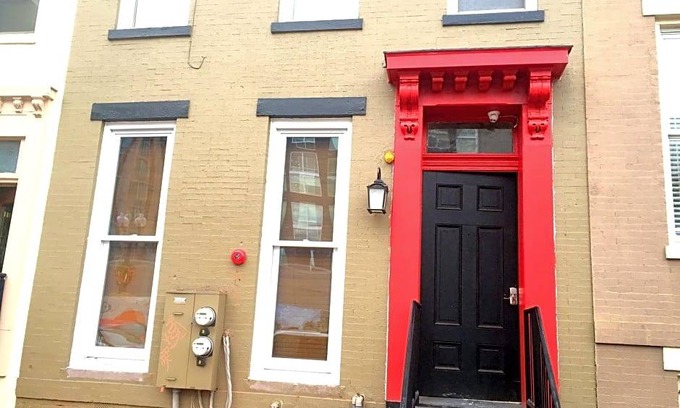 Shaw Hostel | DC International Hostel