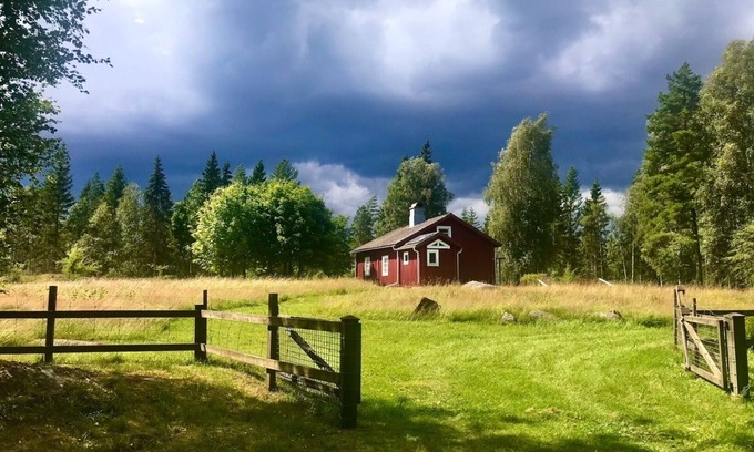 Hovmantorp House | Deceleration In the deep forests of Småland