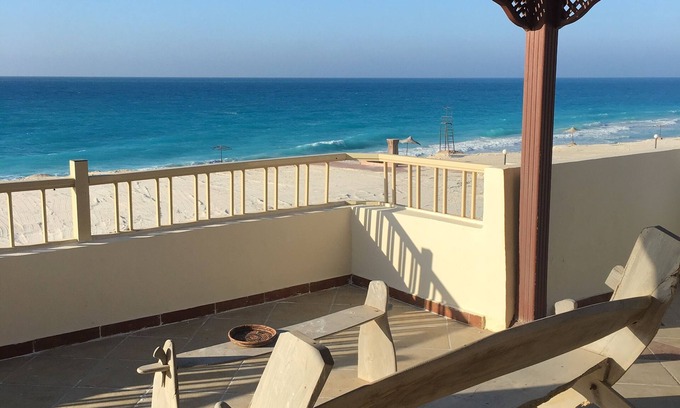 Marina El Alamein Ski Chalet | Decent rustic style Roof with incredible Sea view