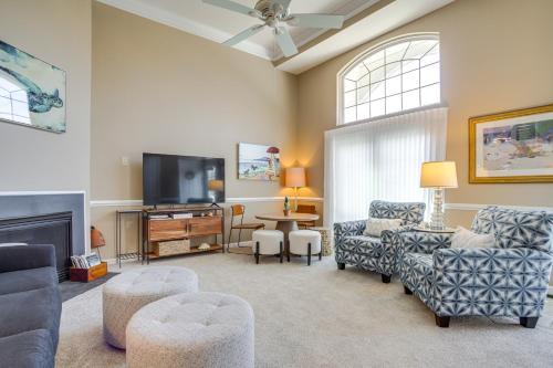 Ocean View House | Deck, Balcony Scenic Ocean View Beach Getaway!