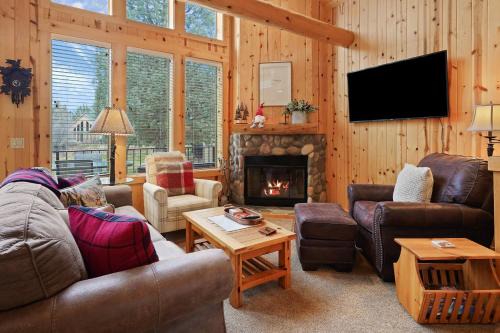 Redmond House | Deer Park Cabin home