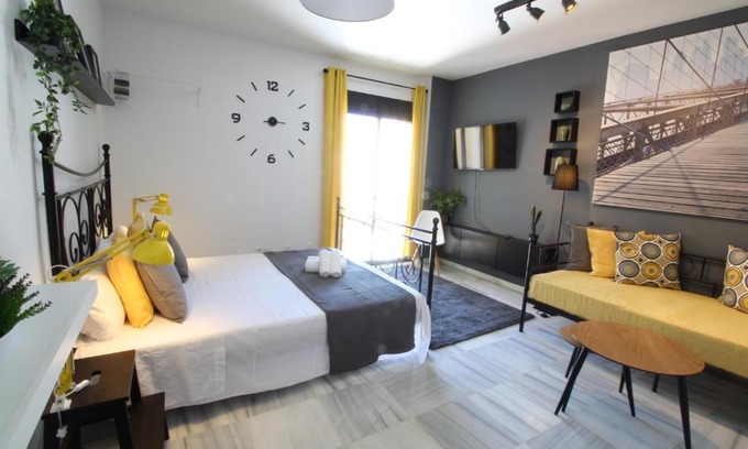 El Molinillo Apartment | Del Parque Flats Estudio Solarium Molinillo