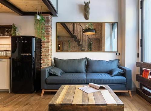 Zona Farini Apartment | Delightful Loft a few steps from Isola