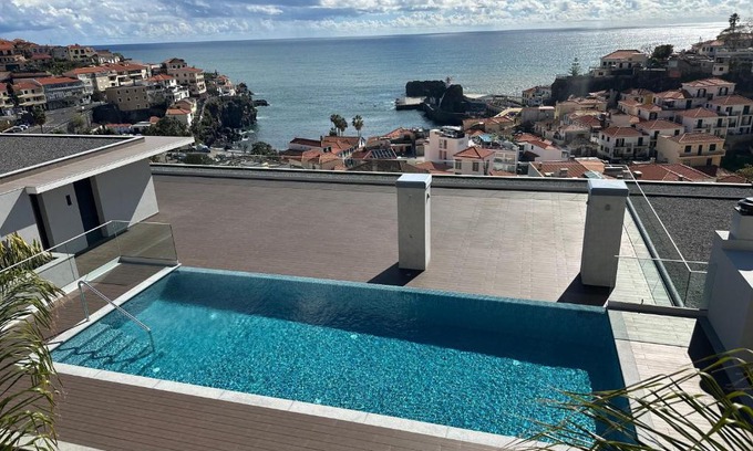 Camara de Lobos Apartment | Deluxe Bay View