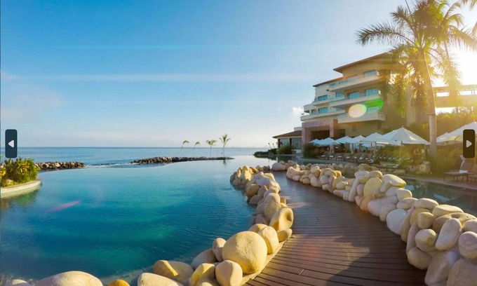 South Shore Hotel Area Apartment | Deluxe Oceanfront Studio Suite