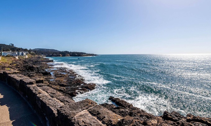 Depoe Bay House | Depoe Bay Whalehouse