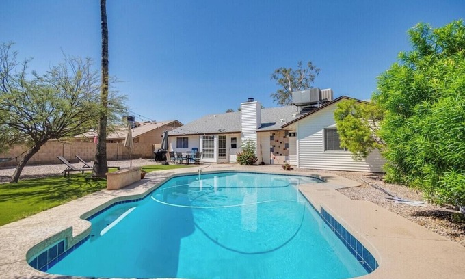 Chandler House | Desert Escape in Chandler – Pool, Games & Modern Comfort