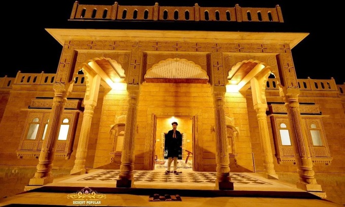 Kanoi Hotel | Desert Popular Resort & Camp