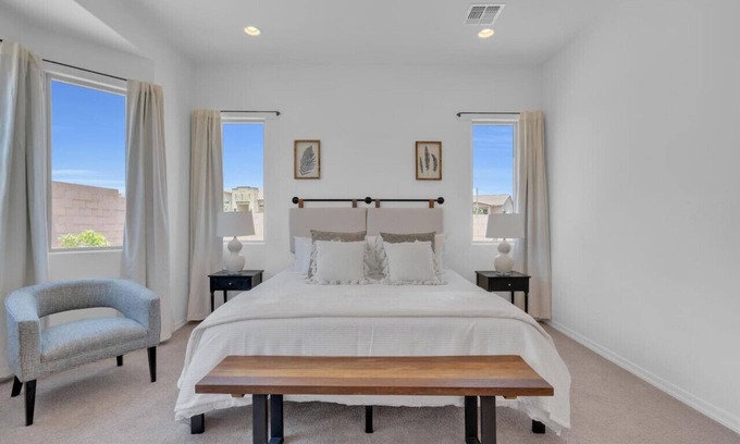 Sahuarita House | Design Dream/4 BR 3 BA/Garage/View/Upscale