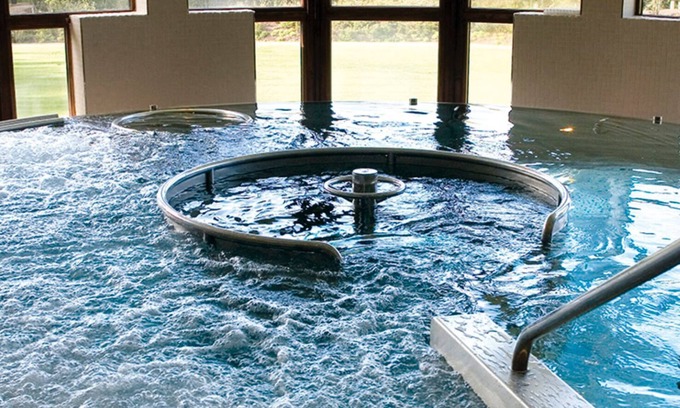Alexandria House | Detached Lodge at Cameron Club on Loch Lomond with Spa