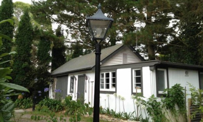 Burradoo Cottage | * DEVON LONG BARN * Bowral-Unique Accommodation