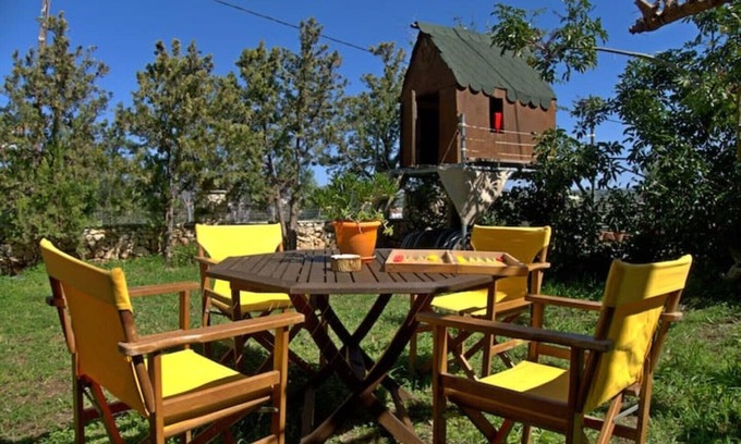 Kounoupidiana Apartment | Diamant's place with treehouse garden