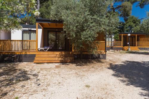 Biograd na Moru Resort | Diana & Josip Mobile Homes
