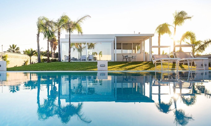 Marsala House | Diantha - Villa for 10 People with Pool in Sicily, A/C, WIFI