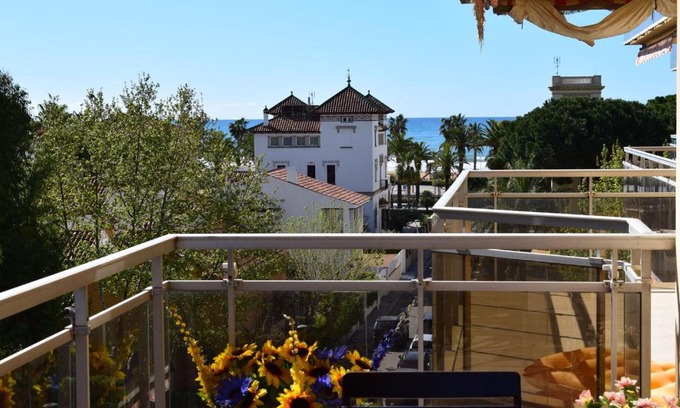 Salou City Centre Apartment | DIFFERENTFLATS Palafox