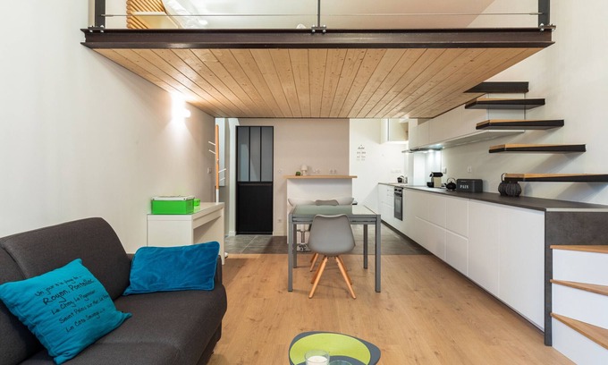 Lyon City Centre Apartment | DIFY D'Aguesseau - Quai du Rhône