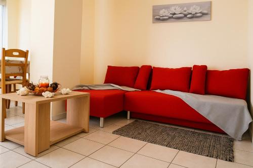 Pyrgos Apartment | DIMHA Studio