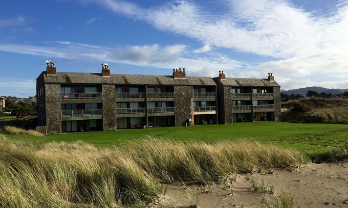 Gearhart Condo | Direct Ocean Front Steps to the beach!