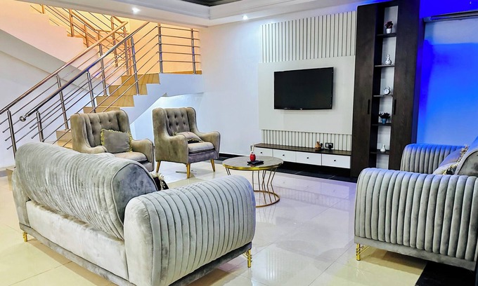 Abuja Apartment | Discover the pinnacle of luxury living in our elegantly designed apartments.